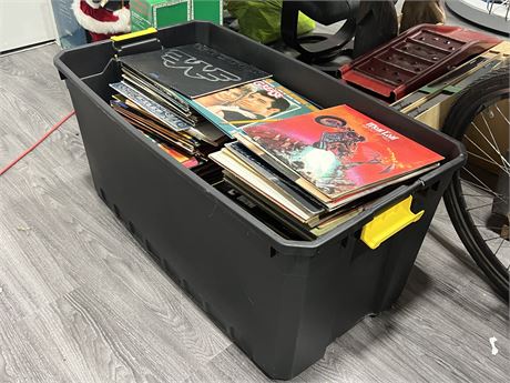 LARGE TUB OF RECORDS - MOSTLY SCRATCHED