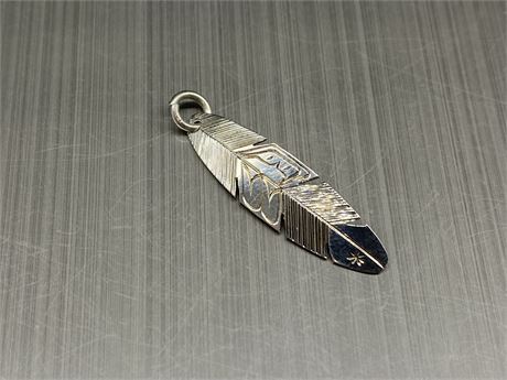 STERLING SILVER FIRST NATIONS HAIDA FEATHER PENDANT HAND ENGRAVED