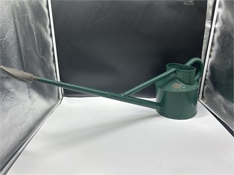 METAL HAWS MADE IN ENGLAND WATERING CAN