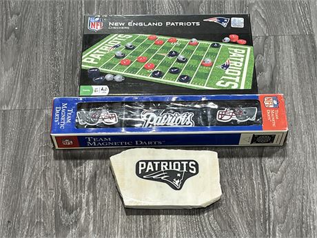 PATRIOTS CUSTOM ETCHED MARBLE SIGN, DART BOARD AND CHECKERS GAME