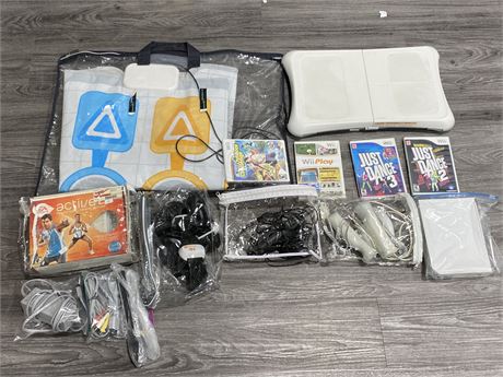WII CONSOLE COMPLETE W/CORDS, CONTROLLERS, GAMES & ACCESSORIES