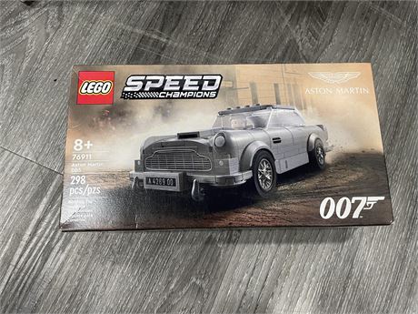 FACTORY SEALED LEGO SPEED CHAMPIONS 007 76911