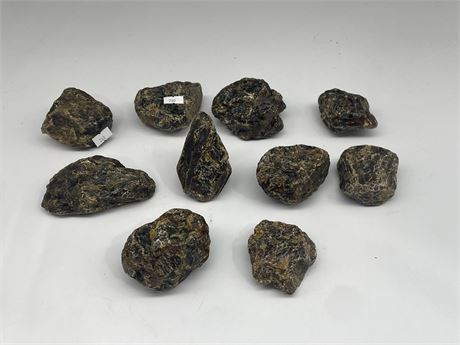 10PC OF AMBER ROCK