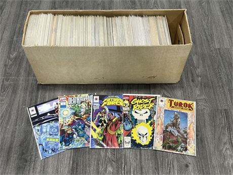 LONG BOX OF BACK ISSUE COMIC BOOKS / BAGGED & BOARDED