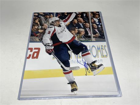 ALEXANDER OVECHKIN SIGNED PICTURE 11”x14”