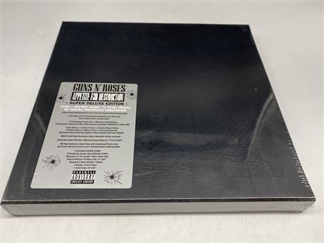 SEALED - GUNS N ROSES - APPETITE FOR DESTRUCTION SUPER DELUXE EDITION CD BOX SET