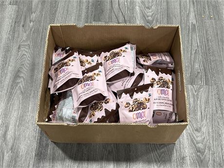 LARGE FLAT OF NEW OMG! DARK CHOCOLATE ALMOND TOFFEE CLUSTERS - 100G BAGS