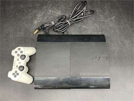 PS3 WITH WHITE CONTROLLER