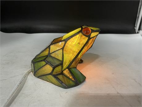 STAINED GLASS FROG LAMP (6”x4”)