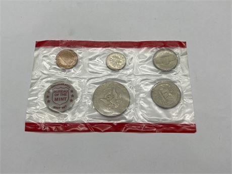 1972 UNCIRCULATED AMERICAN COIN SET