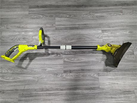 RYOBI TREAMER (No battery asis)