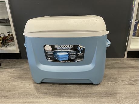 MAX COOL WHEELED & HANDLED COOLER
