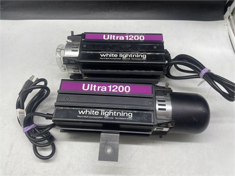 2 WHITE LIGHTNING ULTRA 1200 PHOTOGRAPHY LIGHTING