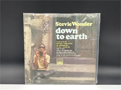 STEVIE WONDER - DOWN TO EARTH - NEAR MINT (NM)