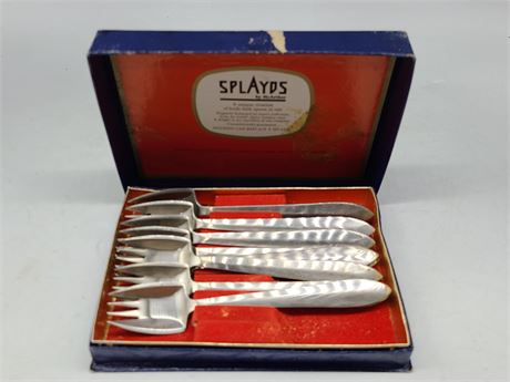 SPLAYDS (Knife, fork, spoon in one set of 8)