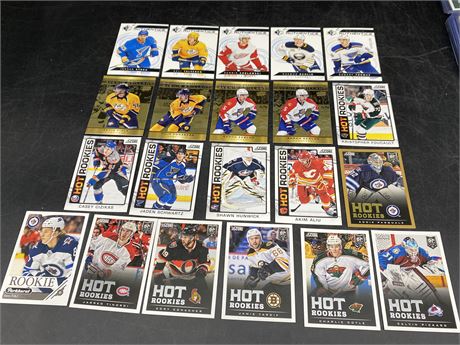 21 NHL ROOKIE CARDS