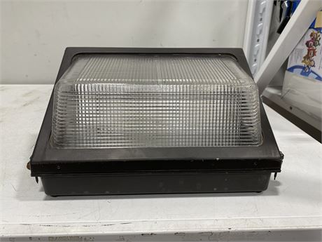 NEW OLD STOCK LED SECURITY LIGHT