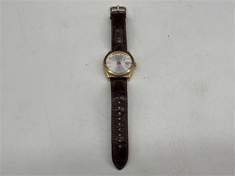 FOSSIL MENS WATCH