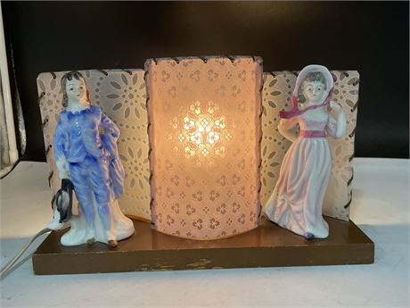 MCM BLUE BOY PINK GIRL TABLE LAMP 12”x4”x8” (WORKS)