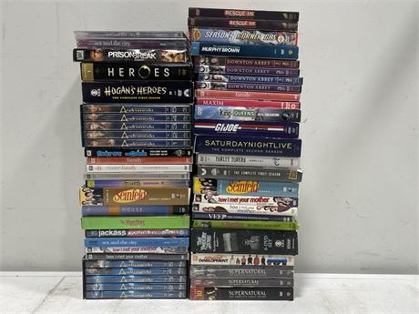 LARGE LOT OF MISC SERIES SEASON DVD’S INCL: DOWNTON ABBEY, MODERN FAMILY, ETC