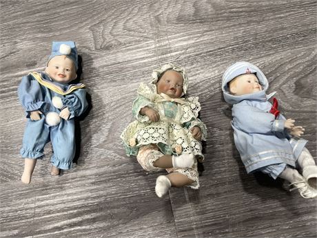 3 PICTURE-PERFECT BABIES MINI DOLLS 1994 THE ASHTON - DRAKE GALLERIES