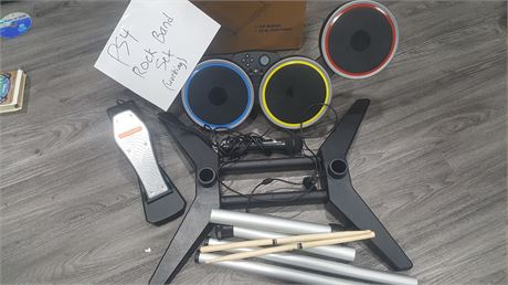 PS4 ROCK BAND SET ( WORKING)