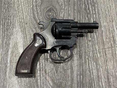 STARTING PISTOL, SPRINT USES BLANCS (MADE IN ITALY 1970’S)