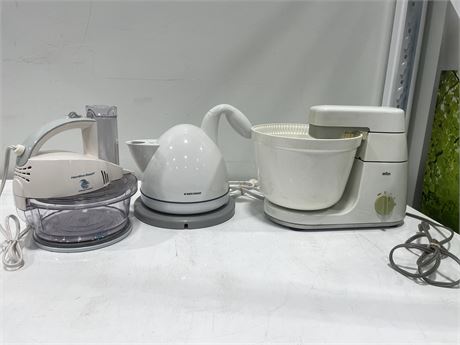 WORKING BRAUN MIXER, ELECTRIC KETTLE, NEW ELECTRIC GRATER