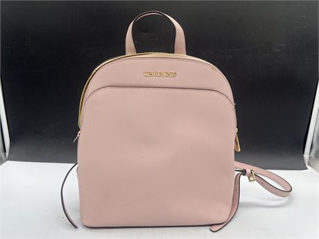 MICHAEL KORS EMMY DOME BACK PACK - SAFFIANO LEATHER 12”x11”