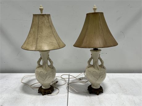 2 VINTAGE POTTERY LAMPS (23”)