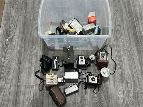 LOT OF VINTAGE CAMERAS, ACCESSORIES - AS IS