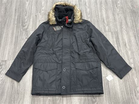 NEW WEATHERPROOF PARKA - NO SIZE / LOOKS L / XL WITH TAGS