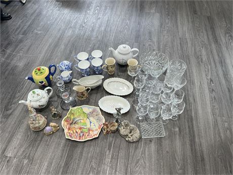 LARGE LOT OF CRYSTAL, CHINA, CERAMICS & OTHERS