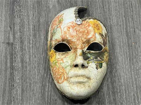 VENETIAN SOAVE MASK - HAND CRAFTED IN ITALY - 10.5” LONG