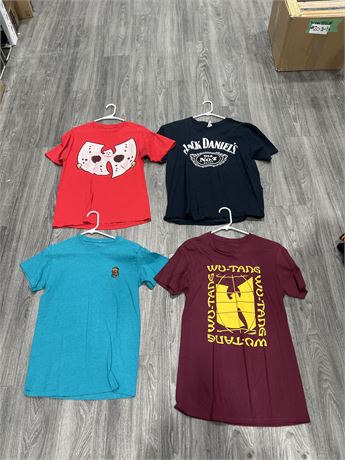 4 ASSORTED T SHIRTS - SIZES S-L