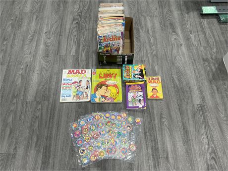 BOX OF COMICS (MOSTLY ARCHIE) SOME VINTAGE + COMIC MAGS / BOOKS & POGS