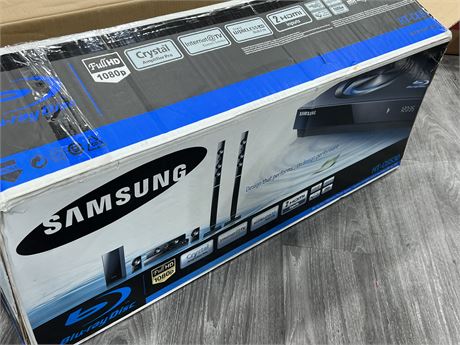 SAMSUNG HT-C6530 BLU RAY AUDIO SET IN BOX