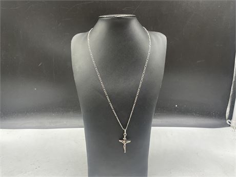 925 SILVER NECKLACE & CROSS