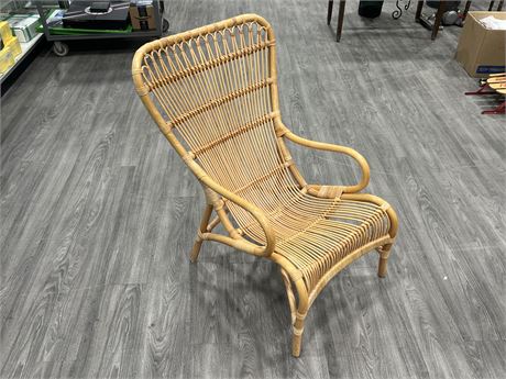 VINTAGE BAMBOO LOUNGE CHAIR (3ft tall)