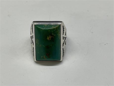 1960’S STERLING SILVER TURQUOISE RING SIZE 11.25