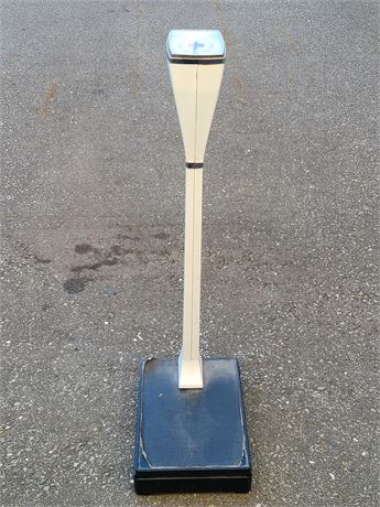 HEALTH O METER DOCTORS SCALE (35"height)