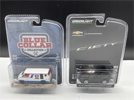 NEW RELEASE GREENLIGHT GREEN MACHINE CHASE CAR & 2016 CAMARO MIP/SEALED