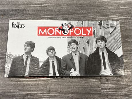 THE BEATLES MONOPOLY BOARD GAME - COMPLETE