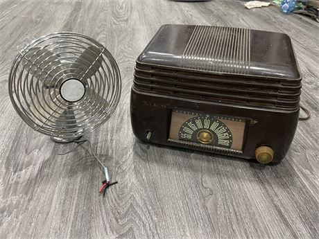VINTAGE GENERAL ELECTRIC RADIO RECEIVER & 2 SPEED DASHBOARD FAN (Untested)