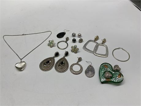 LOT OF MISC SILVER JEWELRY AND EARRINGS - HEART NECKLACE HAS STERLING CHAIN