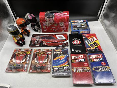 METAL NASCAR LUNCH BOX & COLLECTABLES