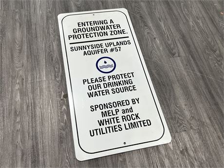 LARGE METAL “ENTERING A GROUNDWATER PROTECTION ZONE” SIGN - 4FTx2FT