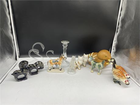LOT OF DECORATIVE SMALLS (blown glass swans, wooden duck, candle holder)