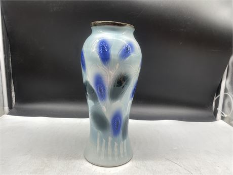 SIGNED TABLE VASE 4”x14”