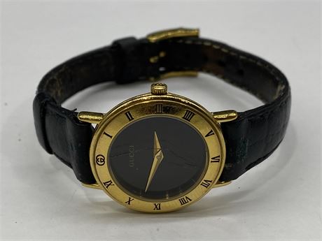 AUTHENTIC GUCCI WOMENS WATCH